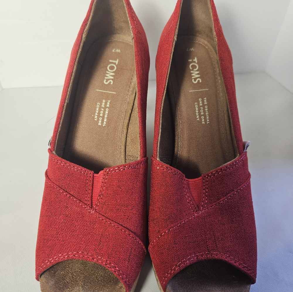 Toms Classic Wedge Shoes - Picture 4 of 8